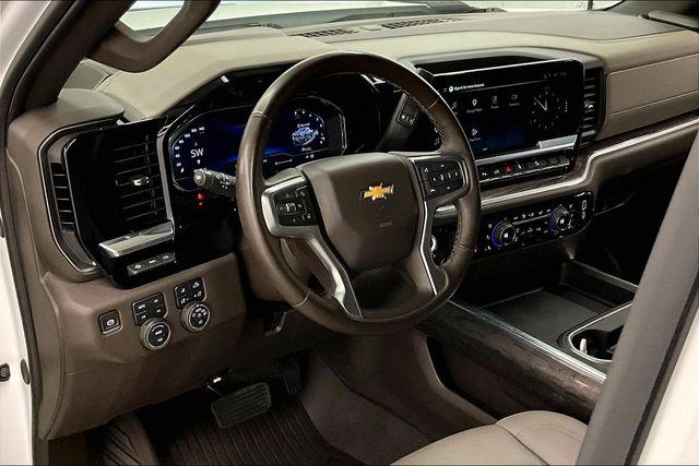 2025 Chevrolet Silverado 2500HD 4WD Crew Cab Standard Bed LTZ