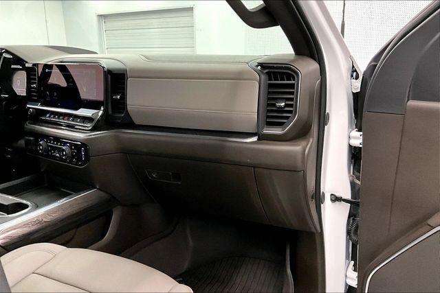 2025 Chevrolet Silverado 2500HD 4WD Crew Cab Standard Bed LTZ