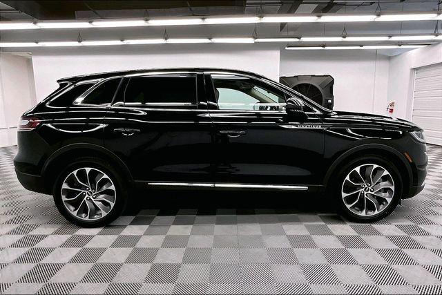 2022 Lincoln Nautilus Reserve