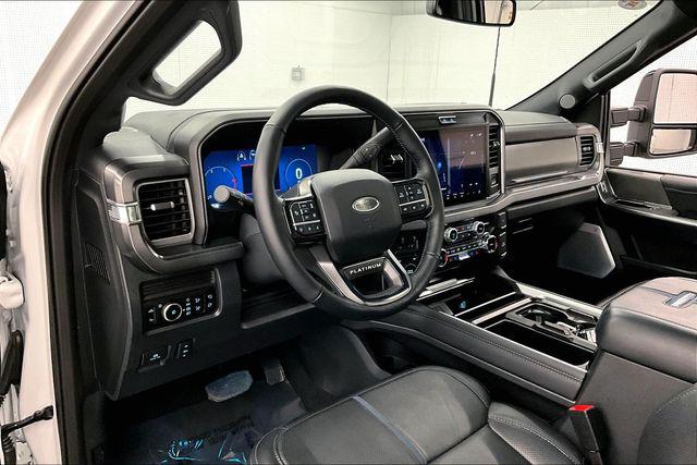 2025 Ford F-350 Platinum