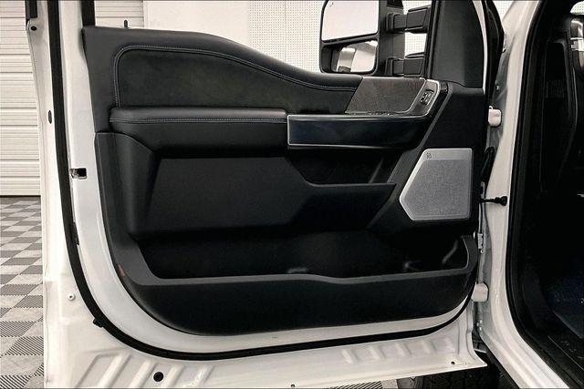 2025 Ford F-350 Platinum