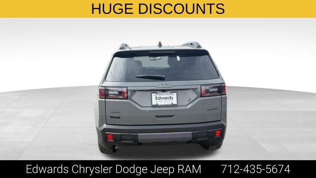 2026 Jeep Cherokee Laredo 4x4