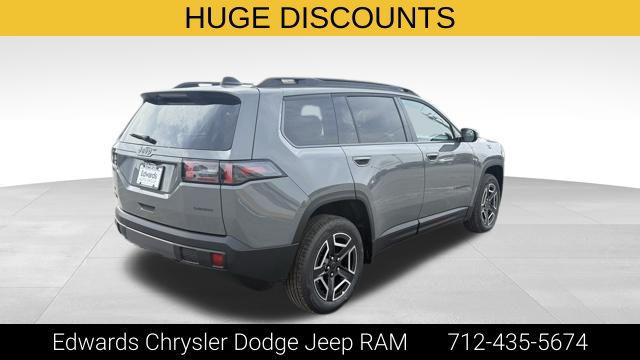 2026 Jeep Cherokee Laredo 4x4