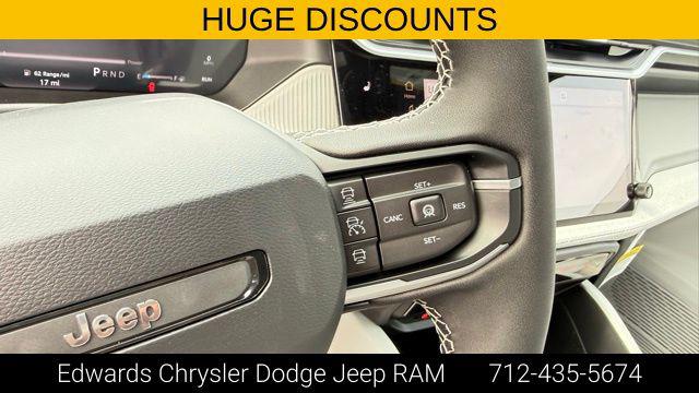 2026 Jeep Cherokee Laredo 4x4