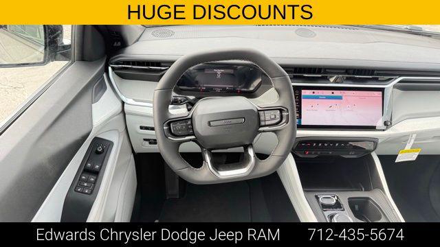 2026 Jeep Cherokee Laredo 4x4
