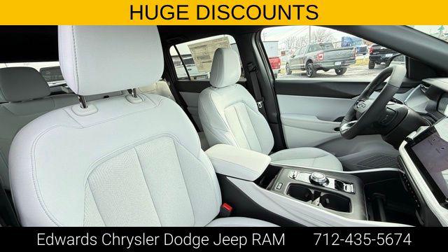2026 Jeep Cherokee Laredo 4x4