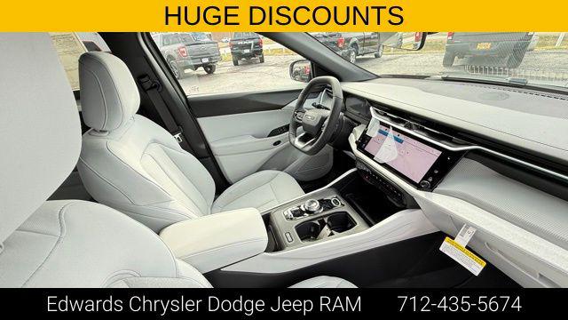 2026 Jeep Cherokee Laredo 4x4