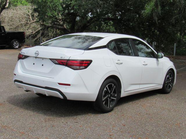 2024 Nissan Sentra SV Xtronic CVT