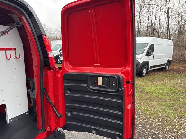 2026 GMC Savana Cargo 3500 Regular Wheelbase, Work Van, RWD