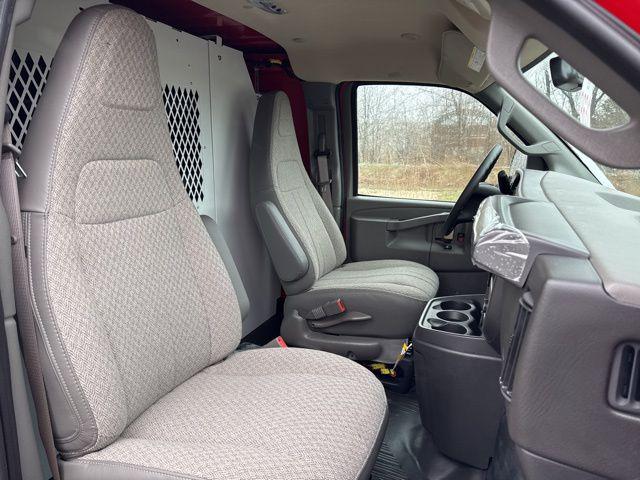 2026 GMC Savana Cargo 3500 Regular Wheelbase, Work Van, RWD