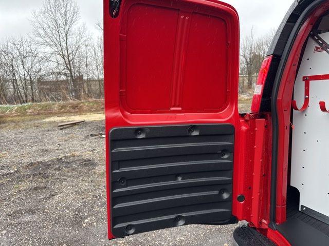 2026 GMC Savana Cargo 3500 Regular Wheelbase, Work Van, RWD
