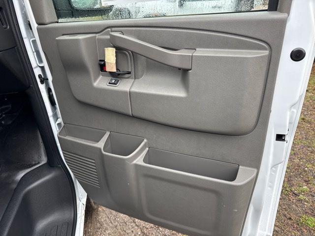 2026 GMC Savana Cargo 3500 Extended Wheelbase, Work Van, RWD