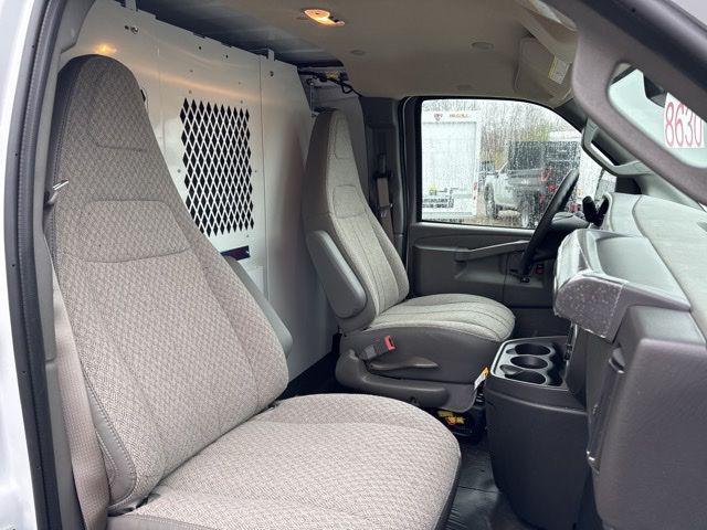 2026 GMC Savana Cargo 3500 Extended Wheelbase, Work Van, RWD