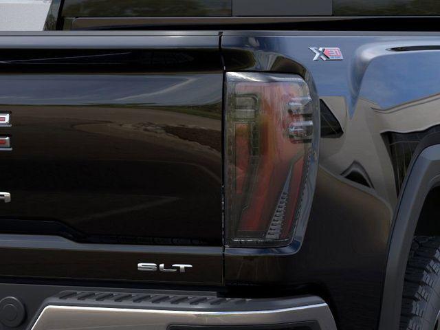 2026 GMC Sierra 2500HD Crew Cab, Standard Bed, SLT, 4WD