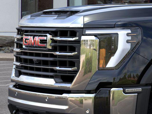 2026 GMC Sierra 2500HD Crew Cab, Standard Bed, SLT, 4WD