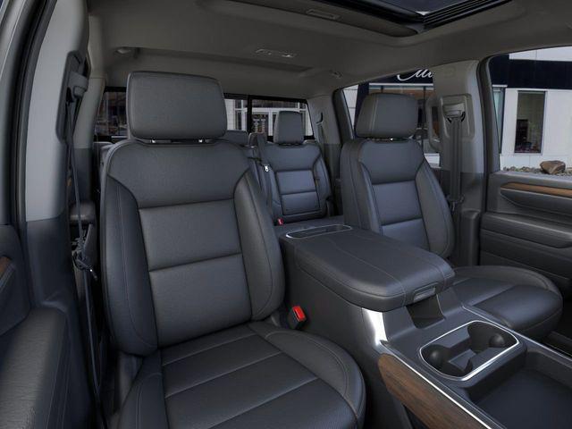2026 GMC Sierra 2500HD Crew Cab, Standard Bed, SLT, 4WD