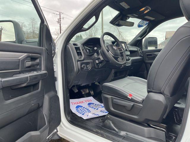 2024 Ram 4500 Chassis Tradesman/SLT