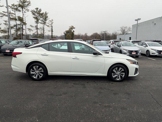 2025 Nissan Altima S FWD