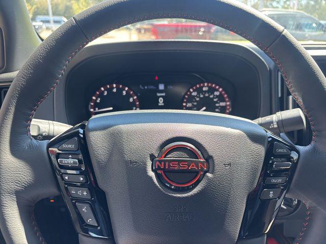 2026 Nissan Frontier Crew Cab PRO-4X 4x4