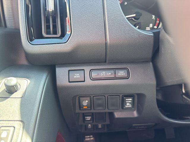 2026 Nissan Frontier Crew Cab PRO-4X 4x4