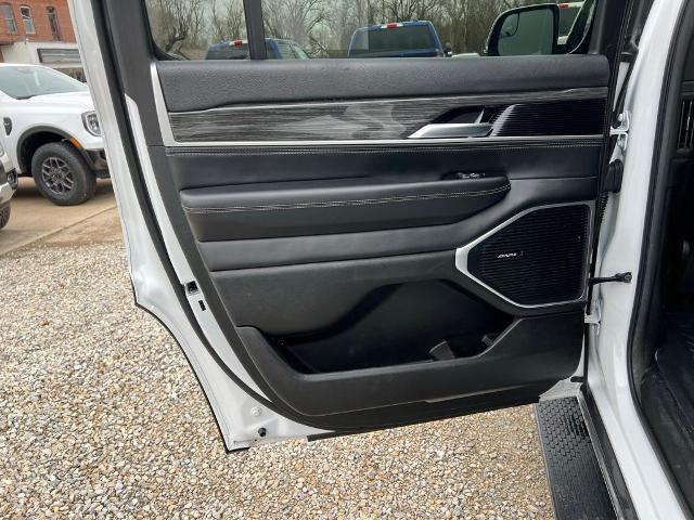 2022 Jeep Wagoneer Series III 4x4