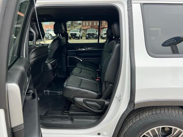 2022 Jeep Wagoneer Series III 4x4