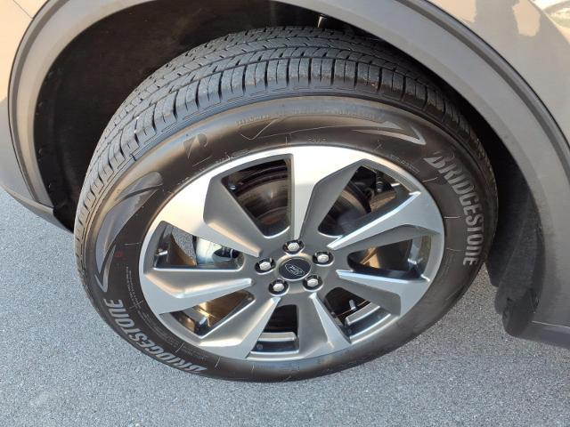 2023 Ford Escape Platinum