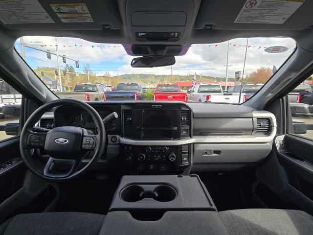 2025 Ford F-350 XLT