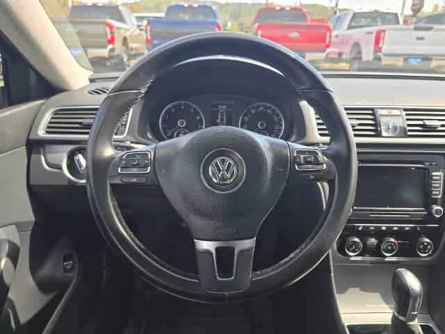 2014 Volkswagen Passat 1.8T SE