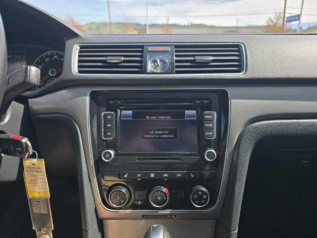 2014 Volkswagen Passat 1.8T SE