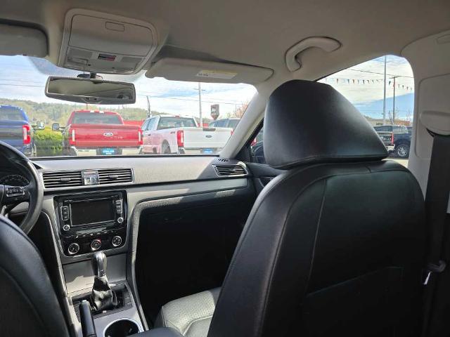 2014 Volkswagen Passat 1.8T SE