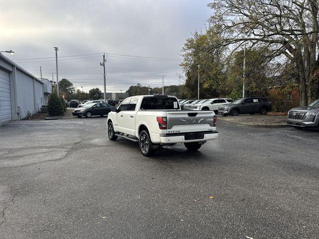 2023 Nissan Titan Crew Cab Platinum Reserve 4x4