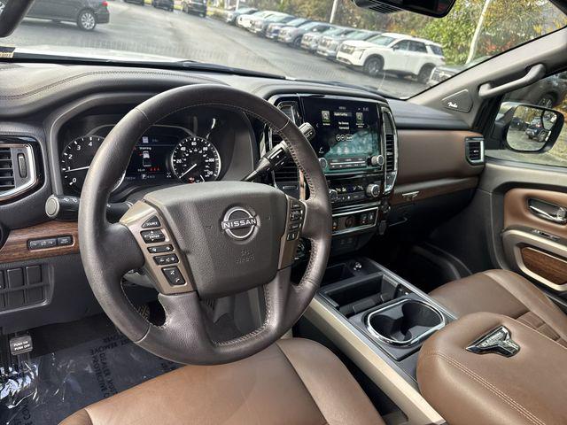 2023 Nissan Titan Crew Cab Platinum Reserve 4x4