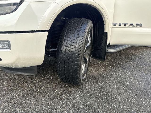 2023 Nissan Titan Crew Cab Platinum Reserve 4x4