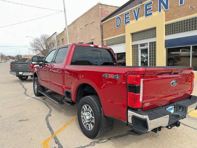 2023 Ford F-350 LARIAT