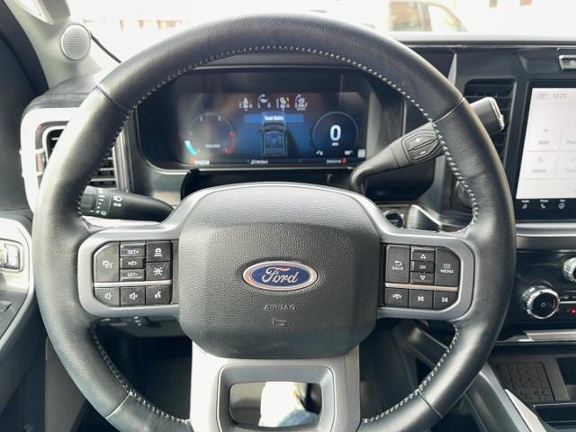 2023 Ford F-350 LARIAT