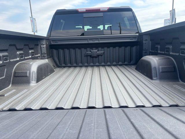 2026 Chevrolet Silverado 1500 4WD Crew Cab Standard Bed LT