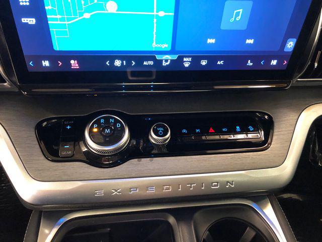 2025 Ford Expedition Platinum MAX