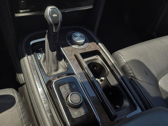 2024 INFINITI QX80 LUXE AWD