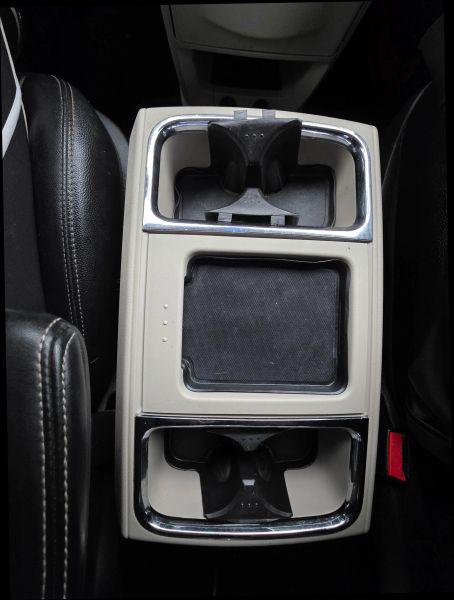 2013 Chrysler Town & Country Touring-L