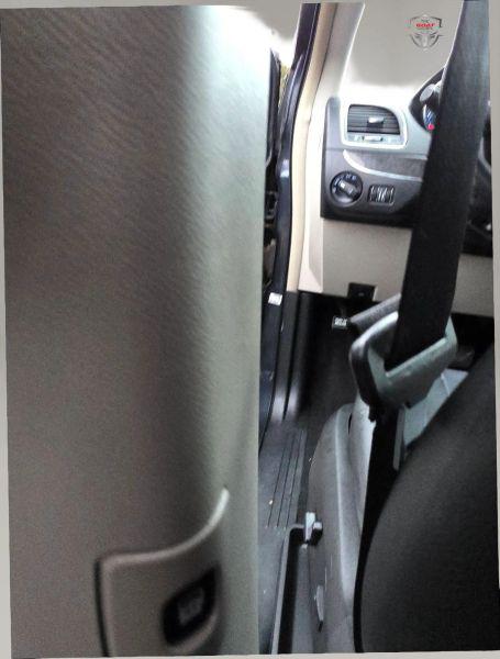 2013 Chrysler Town & Country Touring-L
