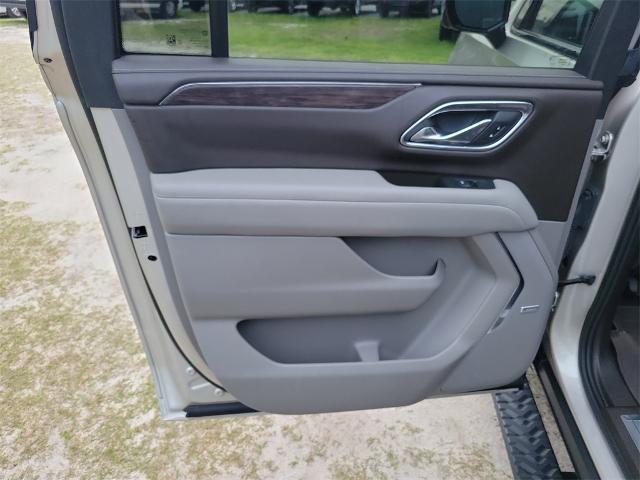 2023 Chevrolet Suburban 4WD Z71