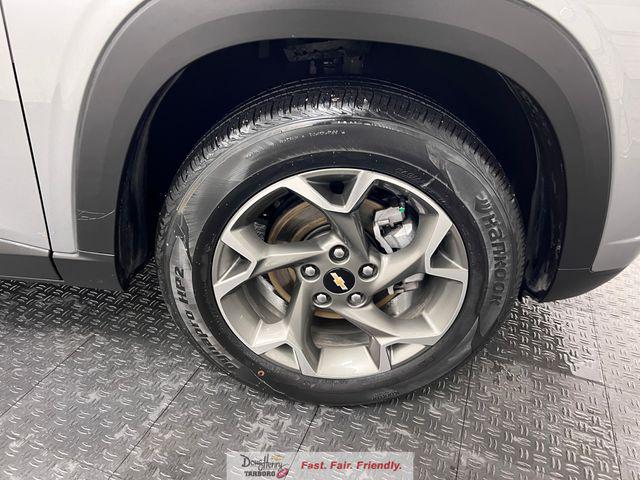 2025 Chevrolet Trax FWD LT