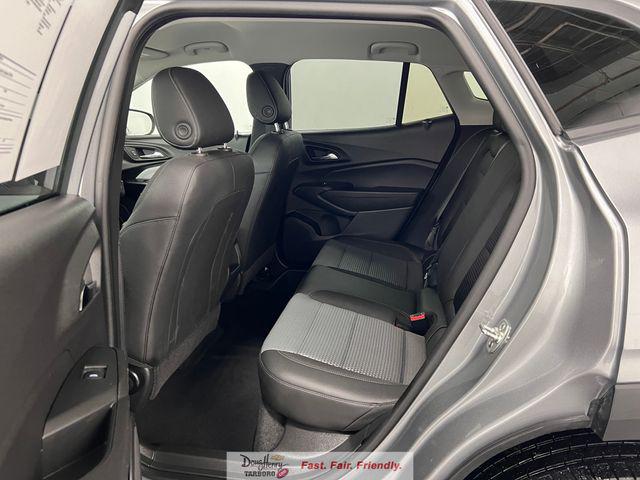 2025 Chevrolet Trax FWD LT