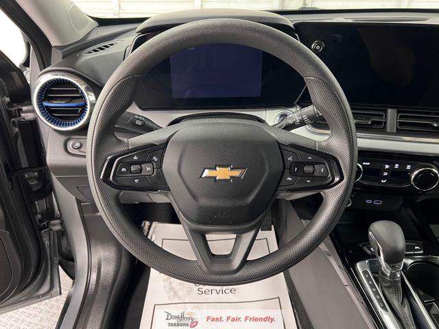 2025 Chevrolet Trax FWD LT