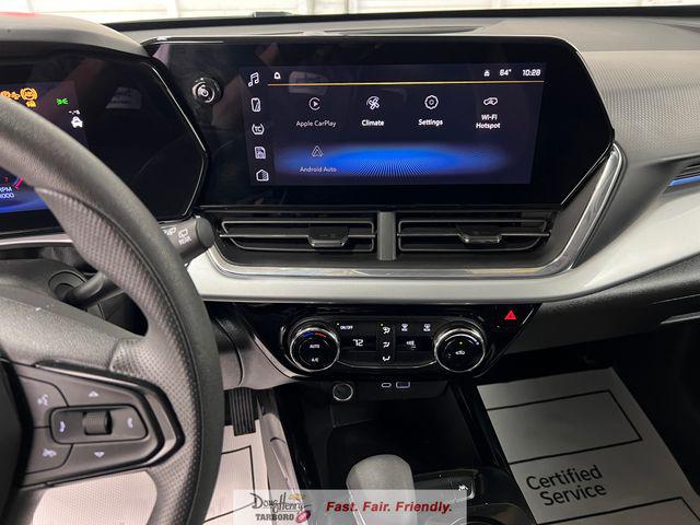 2025 Chevrolet Trax FWD LT