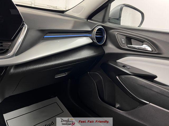 2025 Chevrolet Trax FWD LT