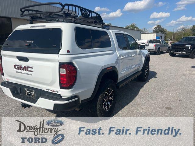 2023 GMC Canyon 4WD Crew Cab Short Box AT4X