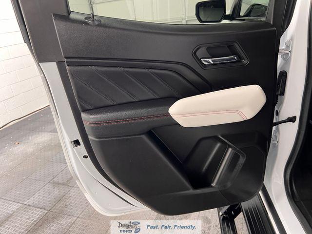2023 GMC Canyon 4WD Crew Cab Short Box AT4X