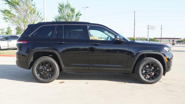 2026 Jeep Grand Cherokee Altitude 4x4